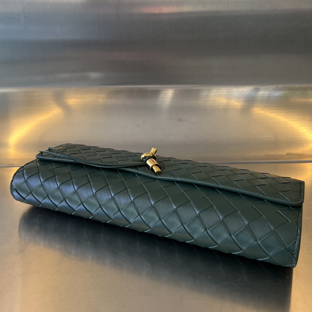 Andiamo Intrecciato Leather Top Handle Clutch Emerald Green